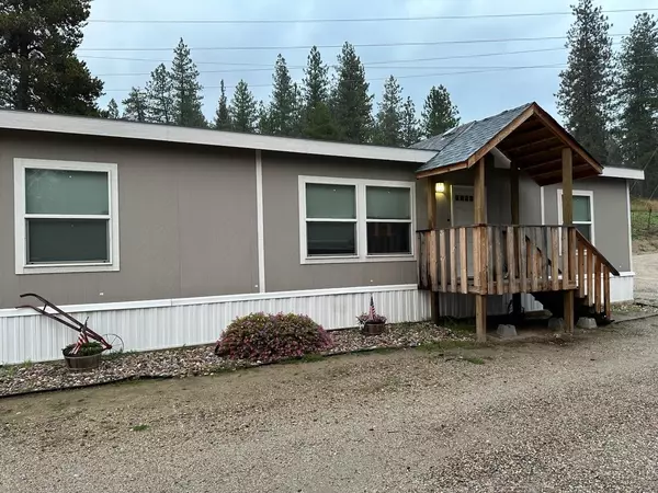 5606 W Burroughs Rd, Deer Park, WA 99006