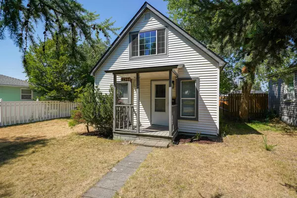 Spokane, WA 99205,4423 N Cedar St