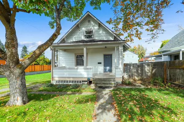 1631 E Walton Ave, Spokane, WA 99207