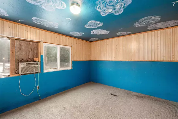 1221 Northshore Diamond Lake Rd Newport, WA 99156