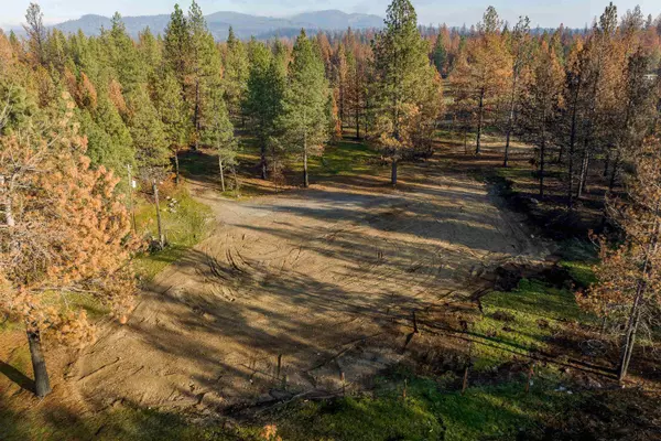 14012 E Bridges Rd Elk, WA 99009