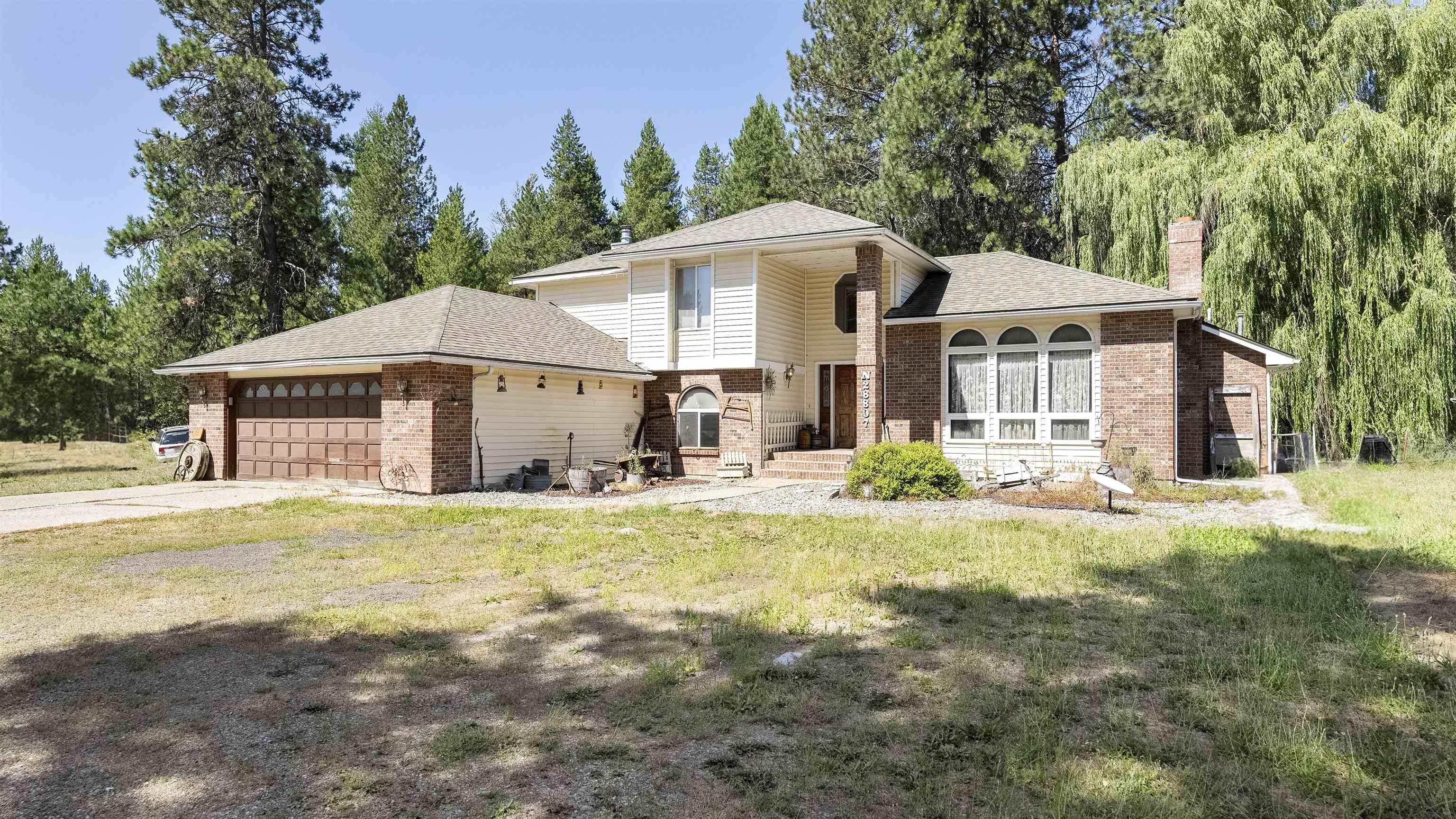 28807 N River Estates Dr, Chattaroy, WA 99003