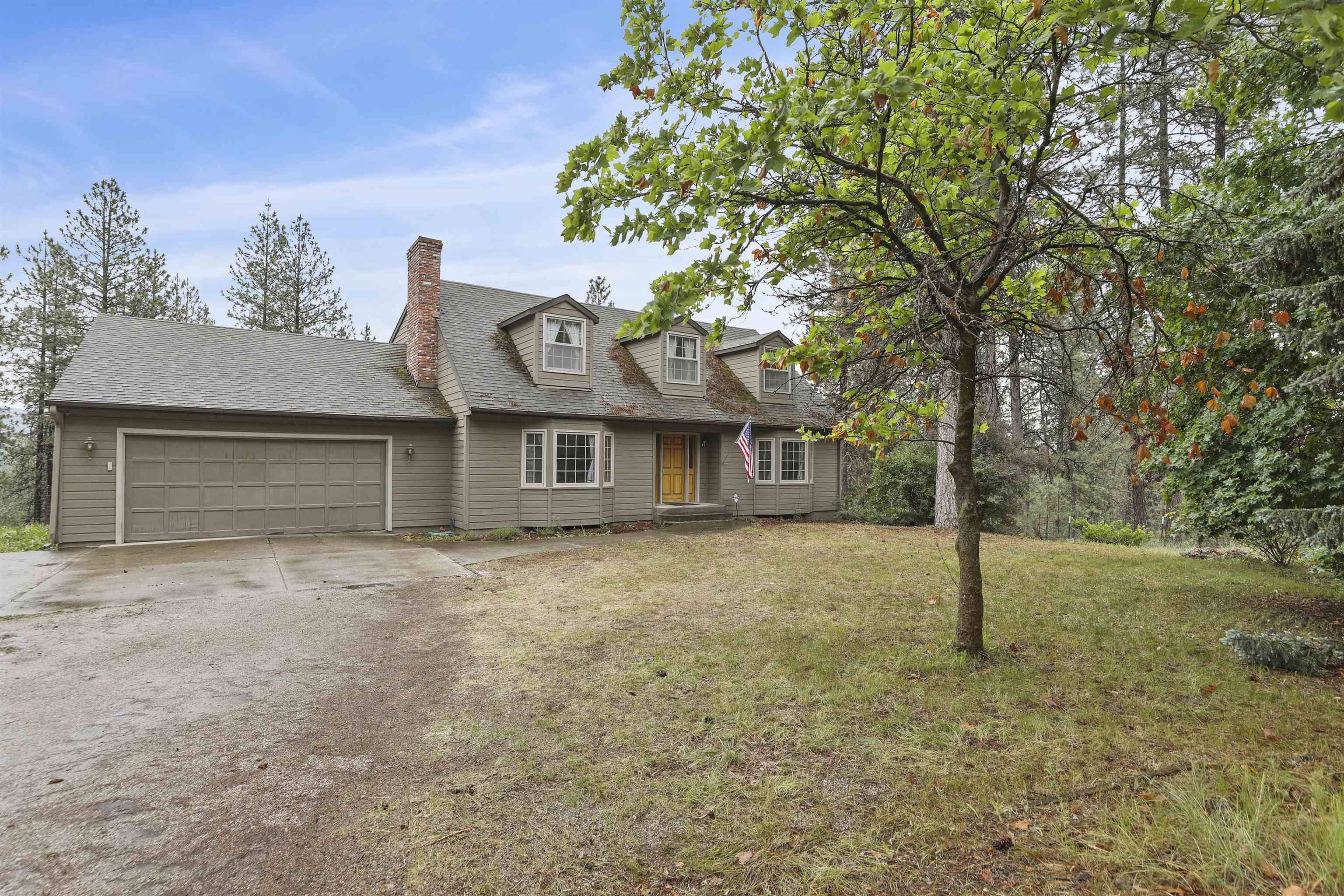32326 N Shanna Dr, Chattaroy, WA 99003