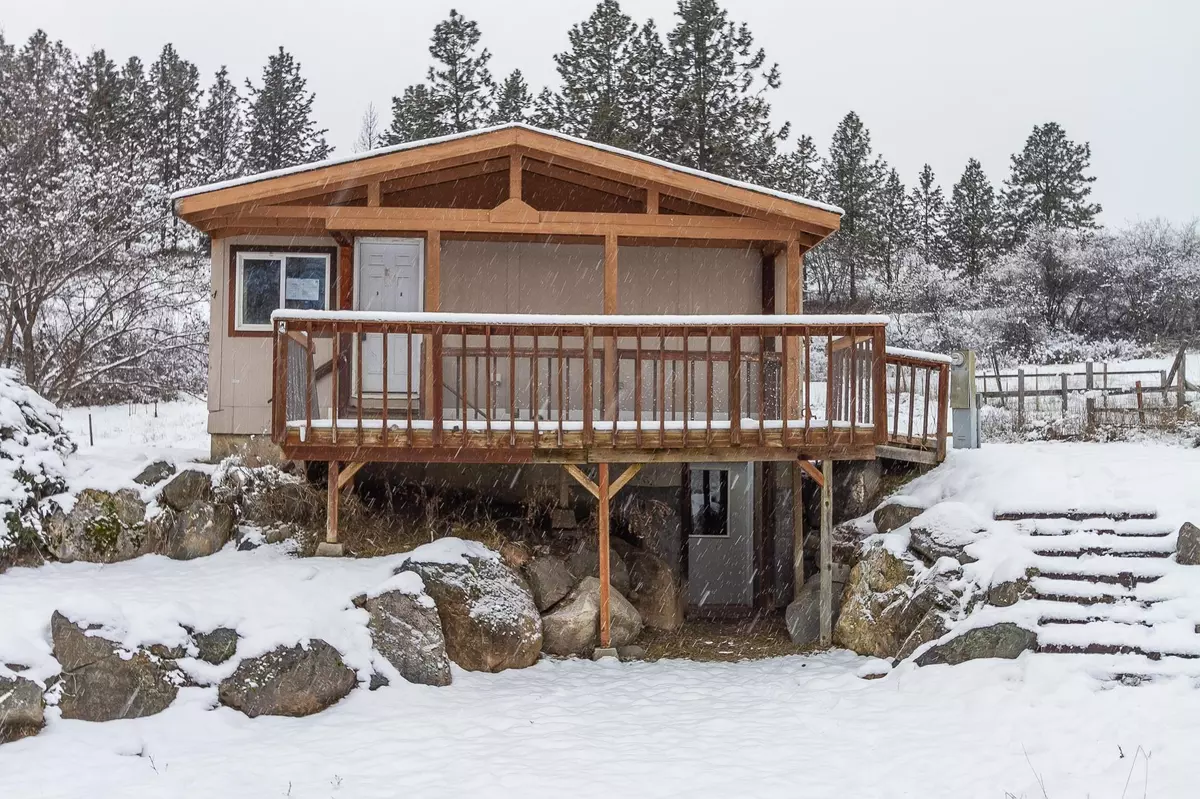 Hunters, WA 99137,4562 Lessig Rd #A