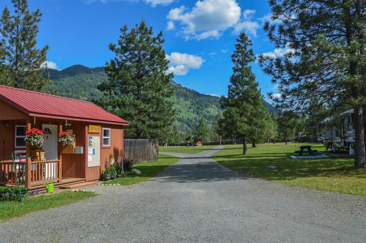 Kettle Falls, WA 99141,26430 395 Hwy