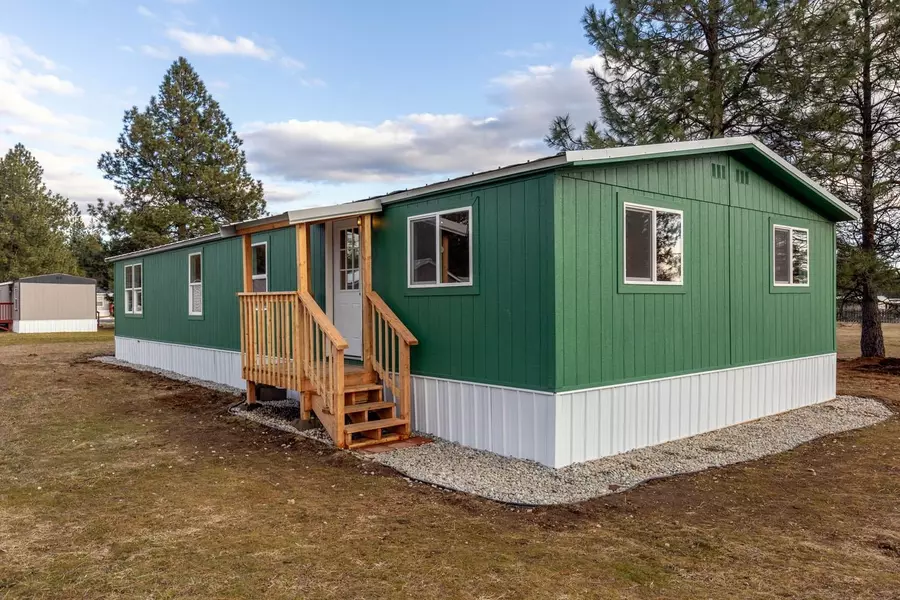 40602 N Newport Hwy #42, Elk, WA 99009