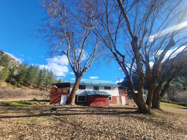 Wilbur, WA 99140,54 Bridge Creek Rd