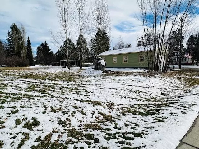 Farmington, WA 99128,301 E Washington St