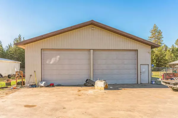 Chattaroy, WA 99003,26406 N Park Ln