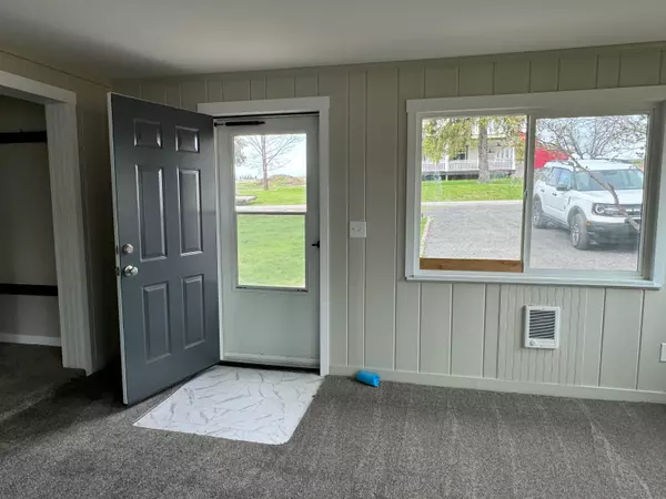 Latah, WA 99018,518 E Mill St