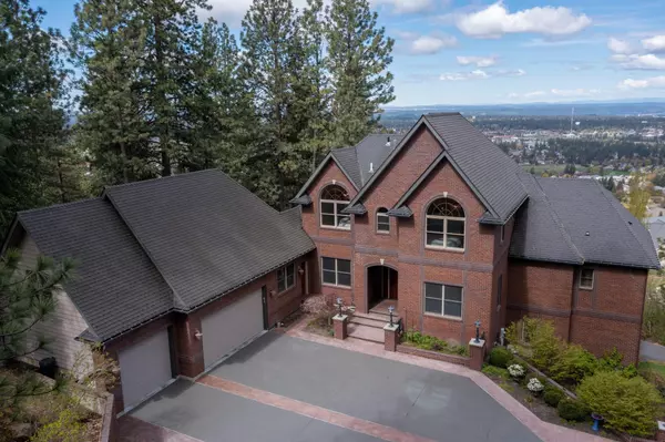 5113 E Glennaire Dr, Spokane, WA 99223