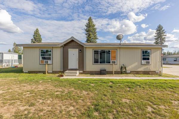 40414 N Newport Hwy ##9, Elk, WA 99009