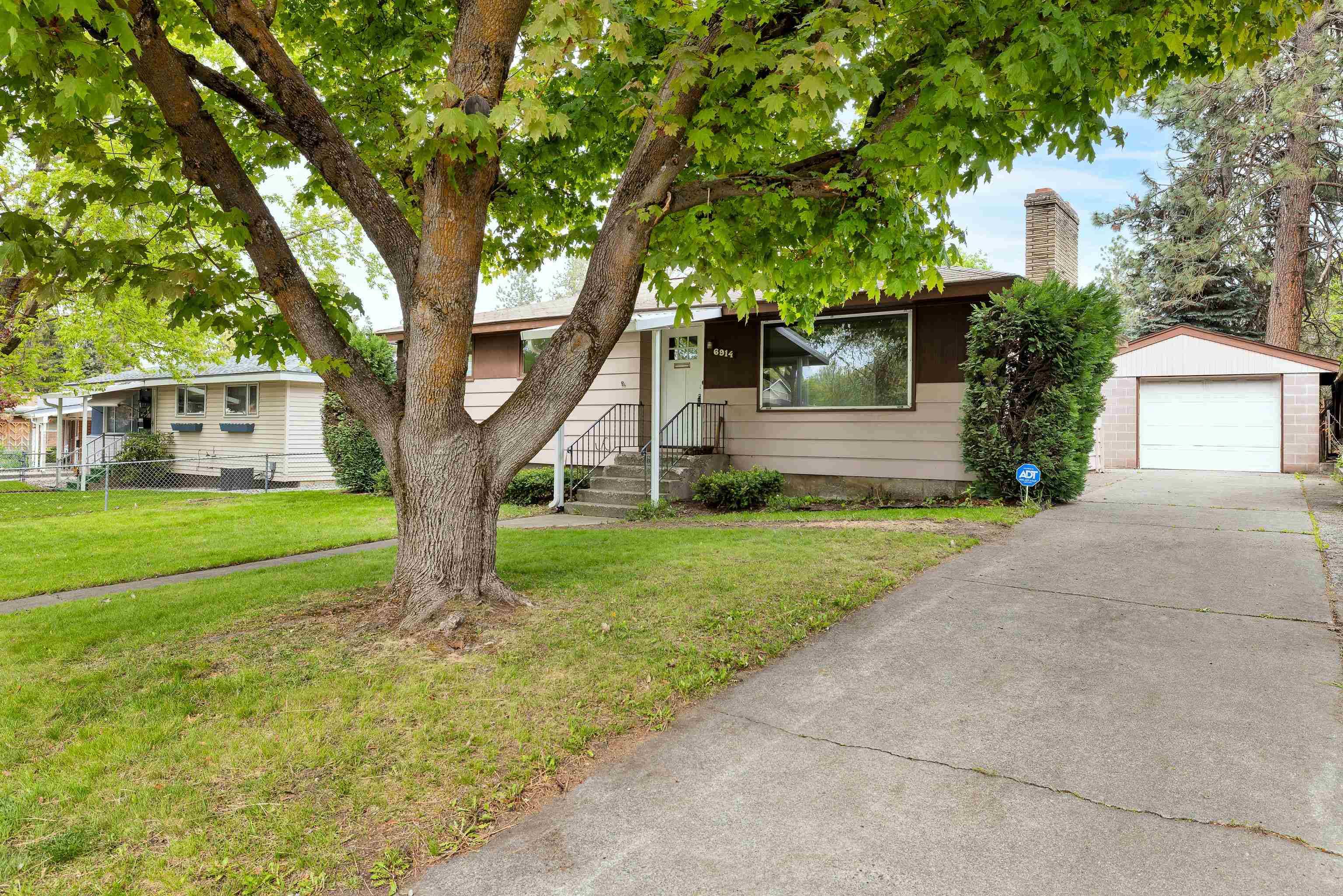6914 N Howard St, Spokane, WA 99208