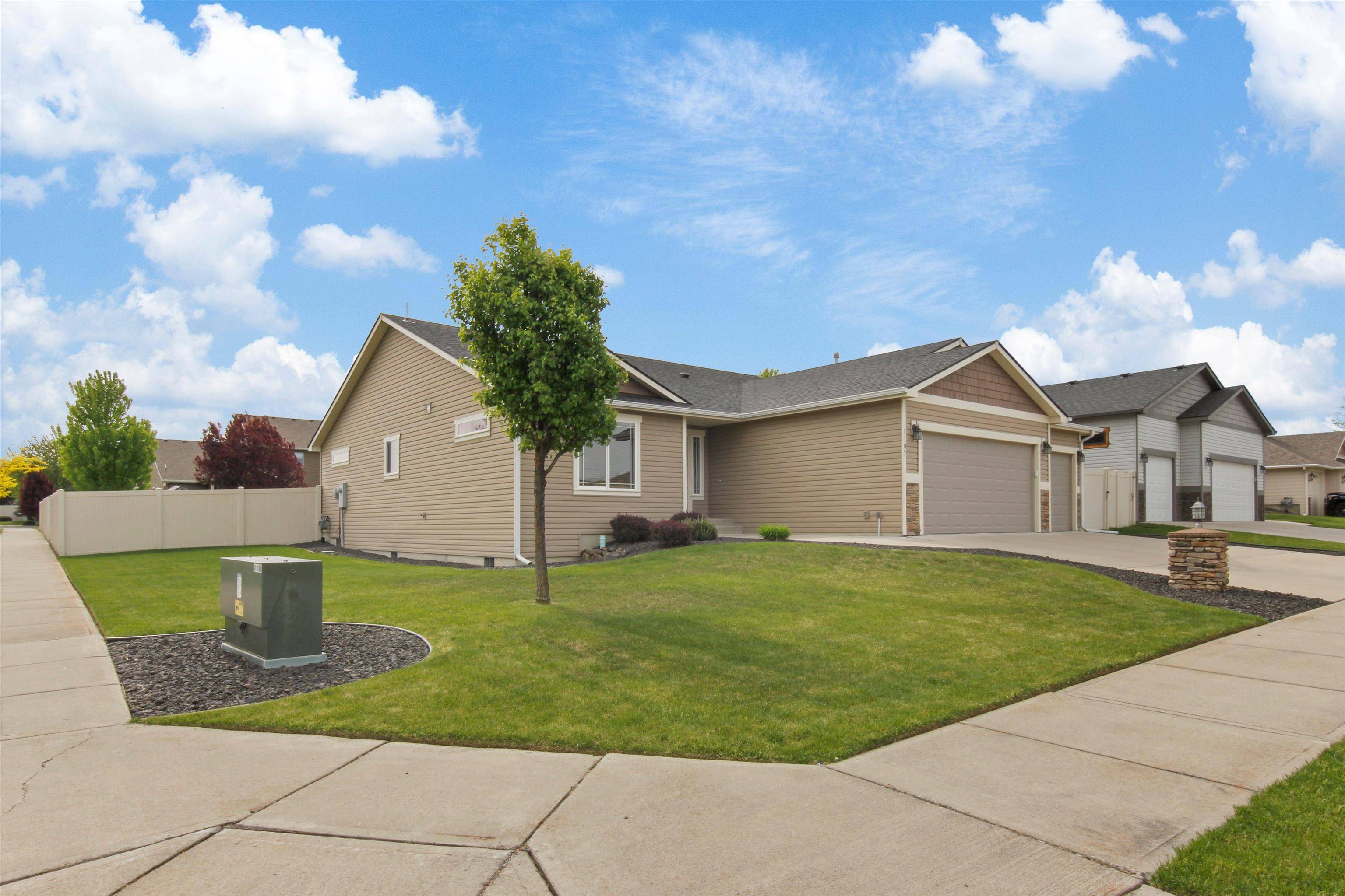 Greenacres, WA 99016,1105 S Clara Rd