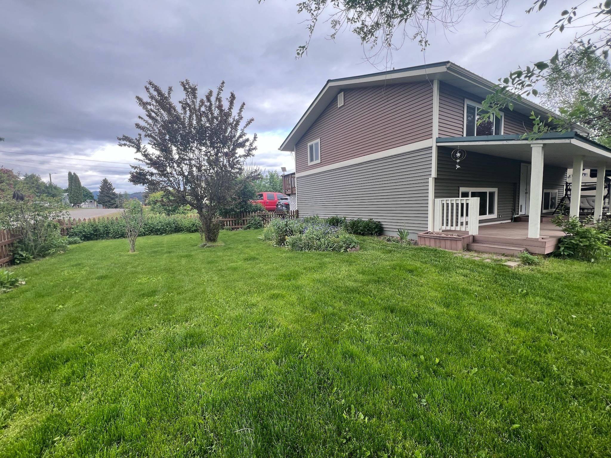 Chewelah, WA 99109,806 W Jenkins Ave