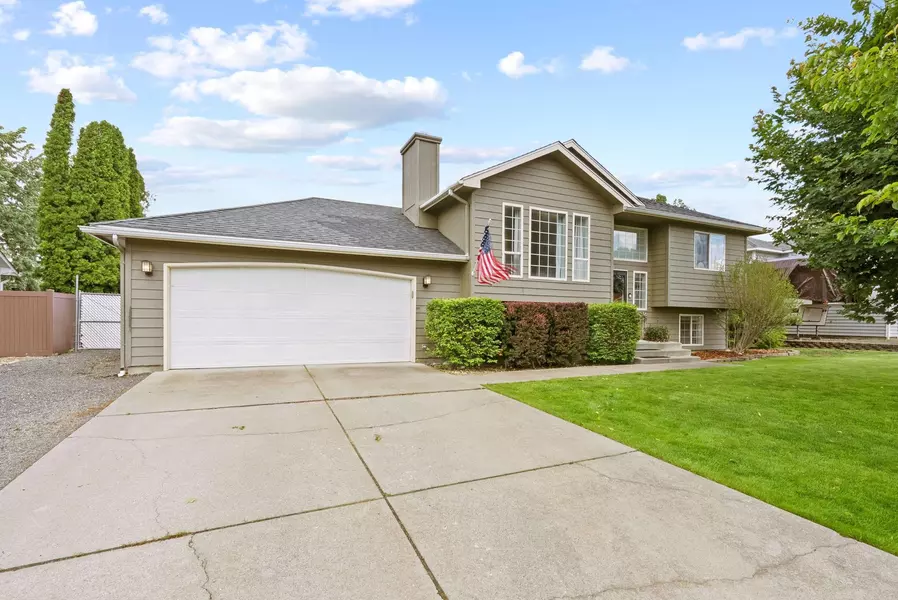 1215 S Bannen Rd, Veradale, WA 99037