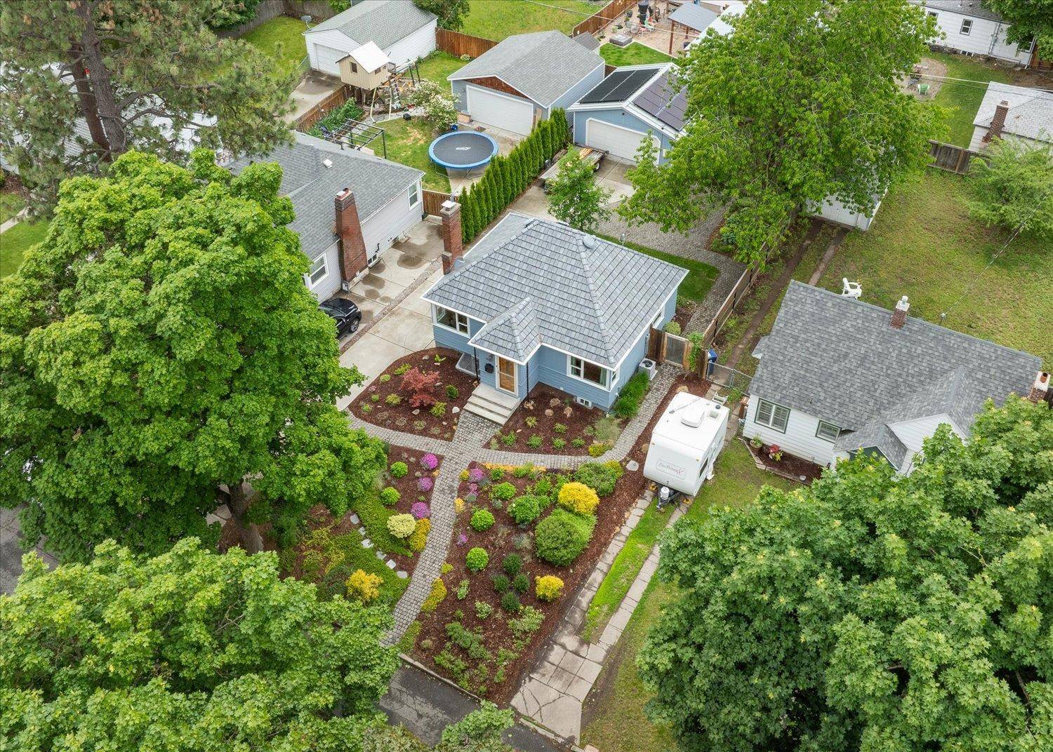 804 E 40th Ave, Spokane, WA 99203