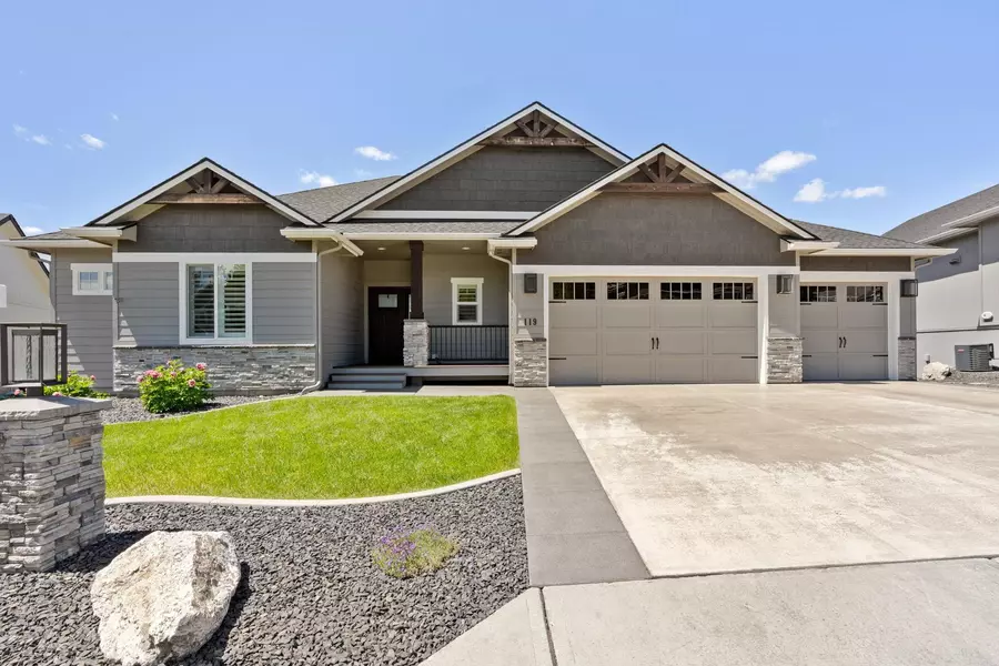 119 E Sapphire Ln, Spokane, WA 99208