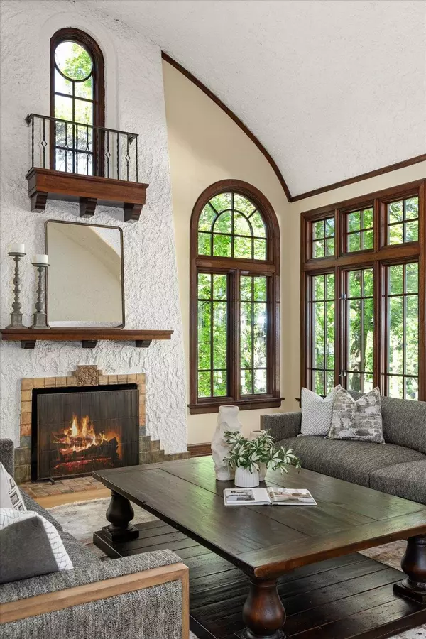 Spokane, WA 99203,722 E HIGHLAND Blvd