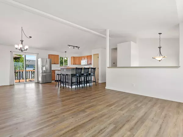 Medical Lake, WA 99022,517 E Connie Ray Ave