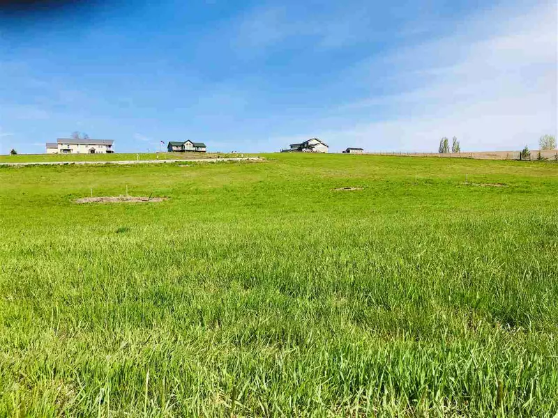 432 Tekoa-Farmington Rd, Tekoa, WA 99033