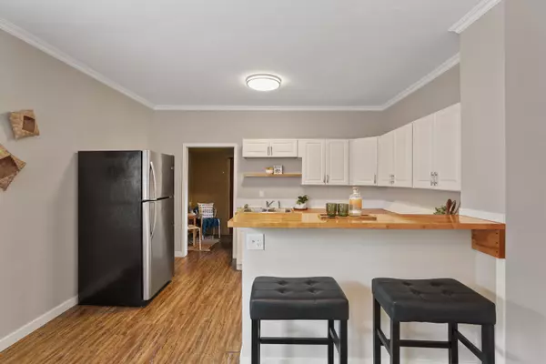 Spokane, WA 99202,612 S Scott St