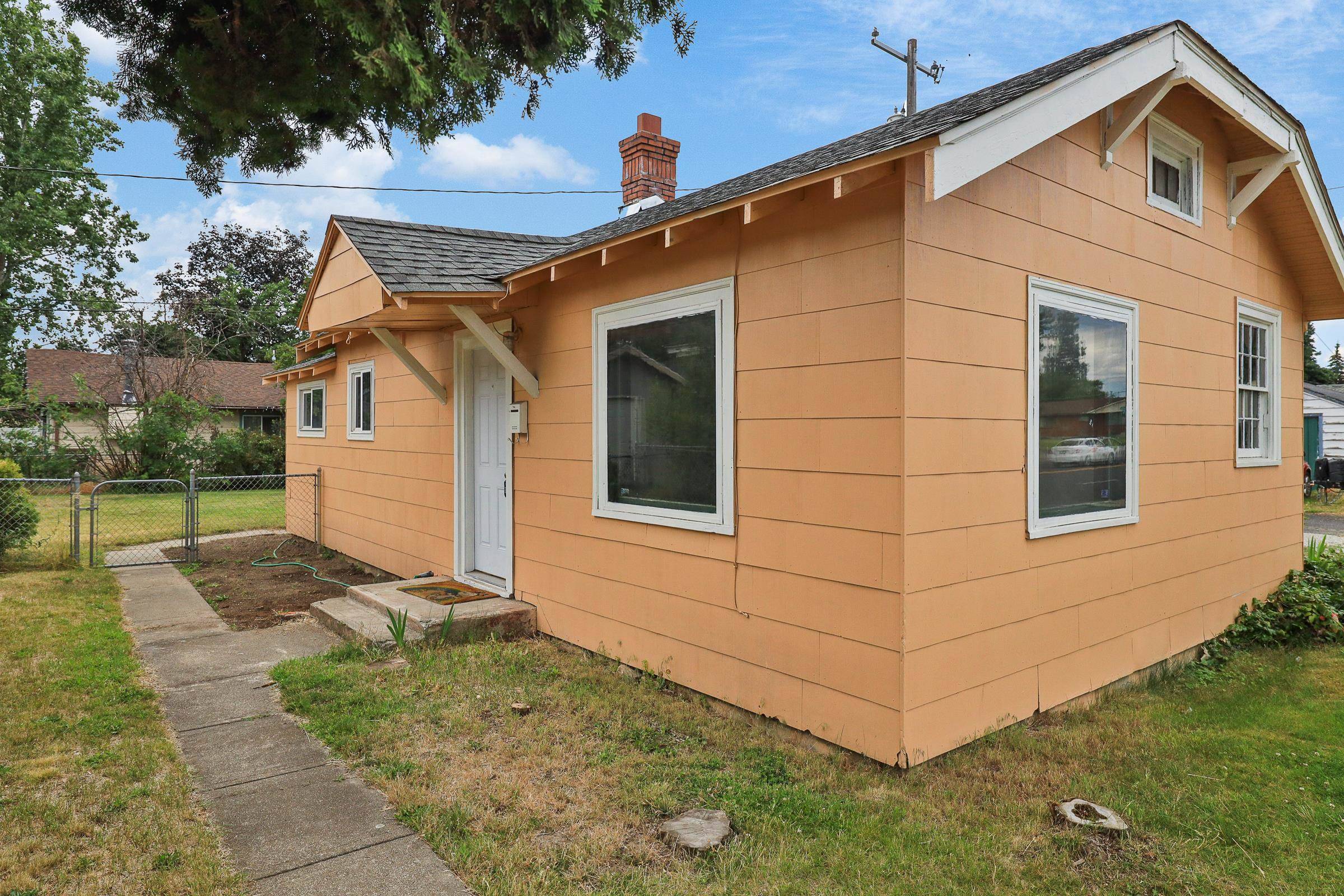 411 W Wellesley Ave, Spokane, WA 99205