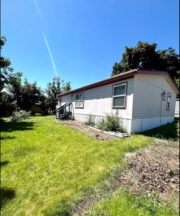 3920 E CENTER Rd ##20, Mead, WA 99021