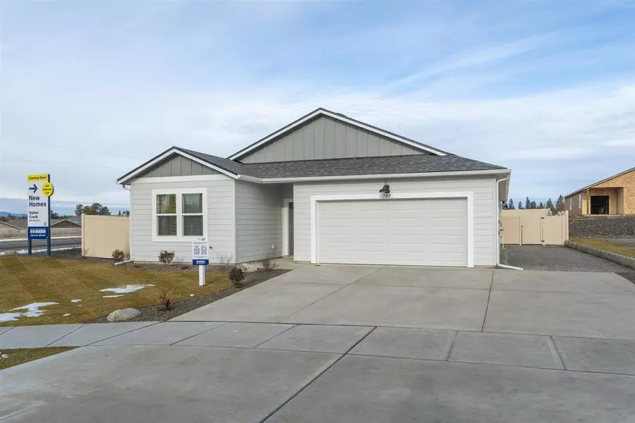 521 E K St, Deer Park, WA 99006