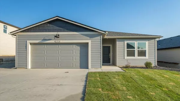 514 E K St, Deer Park, WA 99006