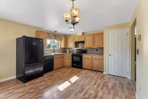 535 S Pineview Dr Medical Lake, WA 99022