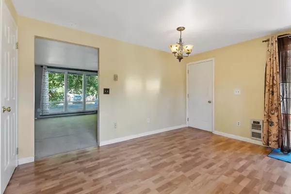 535 S Pineview Dr Medical Lake, WA 99022