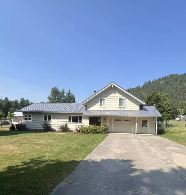 Ione, WA 99139,108 S 8th St