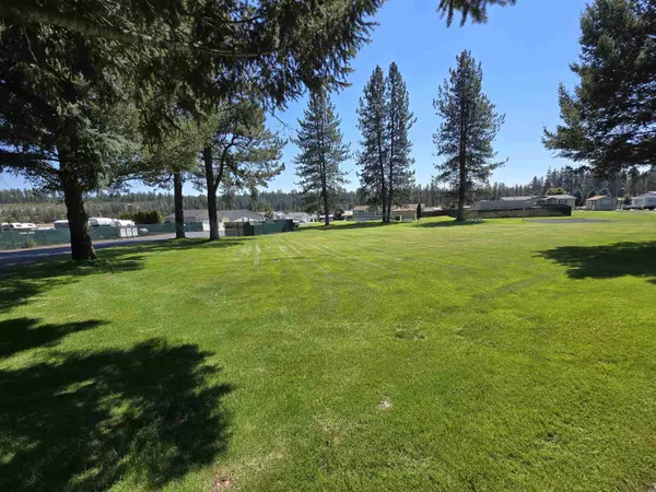 Chattaroy, WA 99003,3110 E Chattaroy Rd ##43