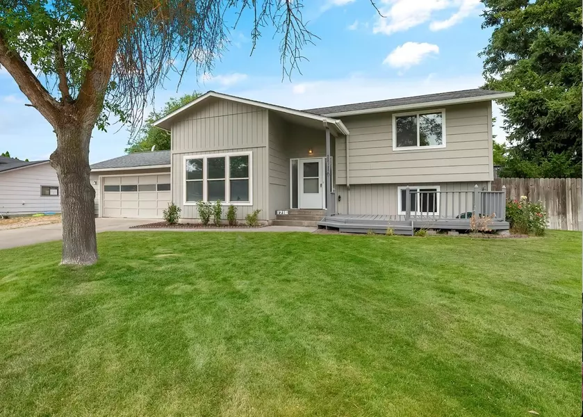 1716 S Early Dawn Dr, Spokane Valley, WA 99037