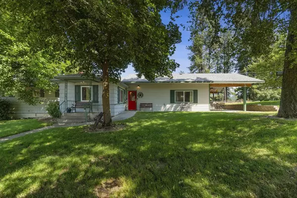 13616 E Mt Spokane Park Dr, Mead, WA 99021