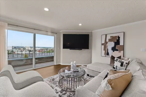 Spokane, WA 99204,214 W 6th Ave ##303