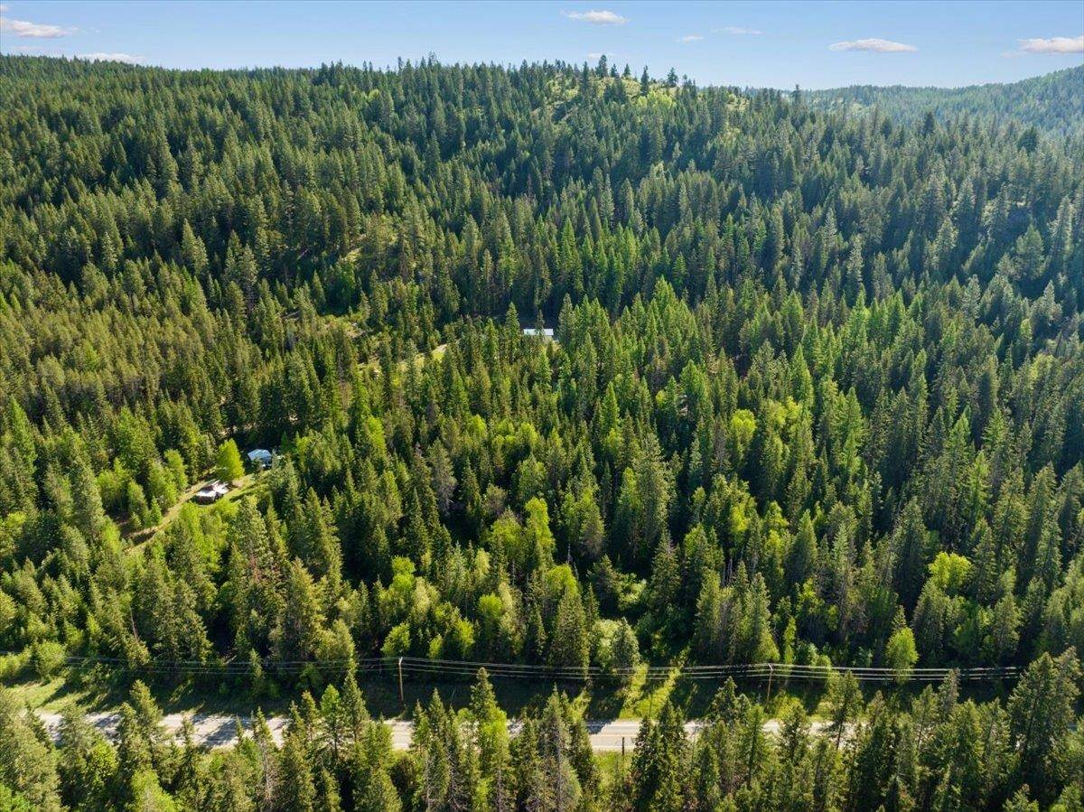 Ione, WA 99139,252 Yocum Lake Rd