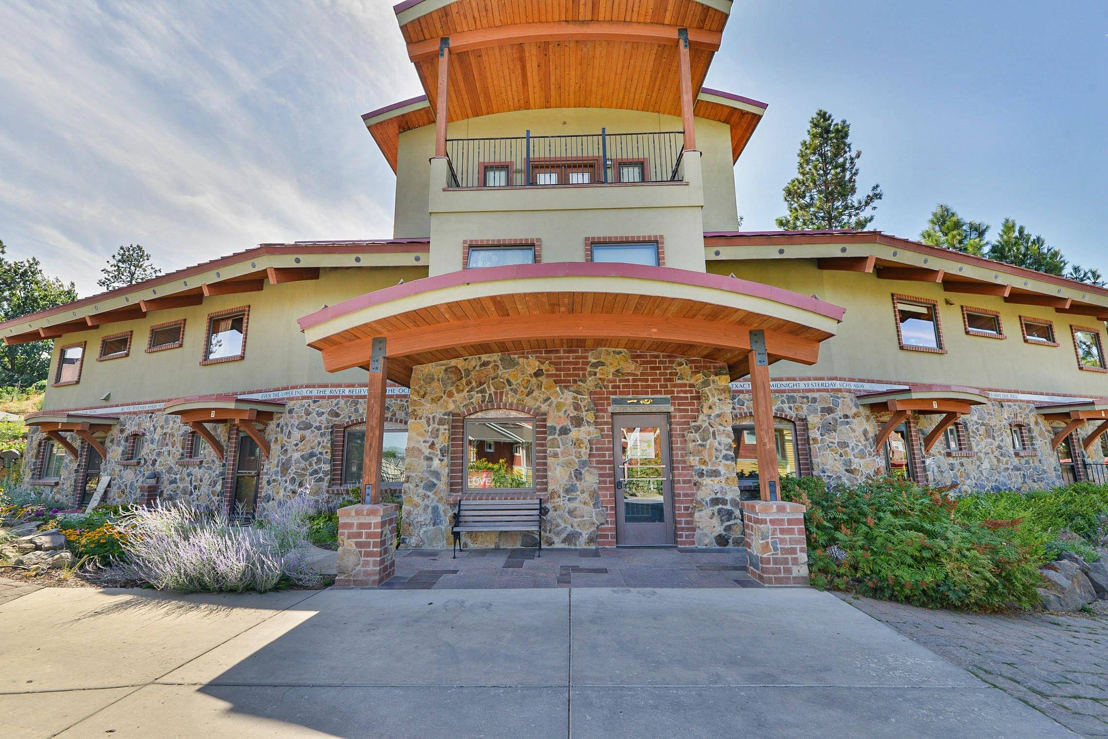731 S Garfield St #2, Spokane, WA 99202