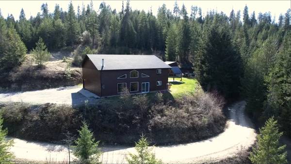 13717 N West Newman Lake Dr,  Newman Lake,  WA 99025