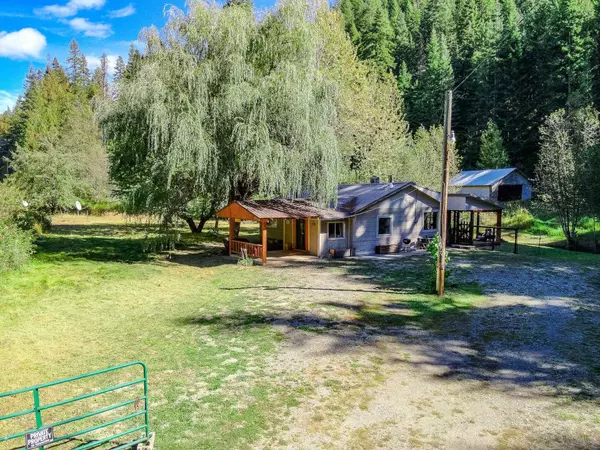 2552 Sullivan Lake Rd, Ione, WA 99139