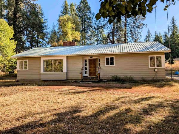 4439 Whittier Rd, Clayton, WA 99110