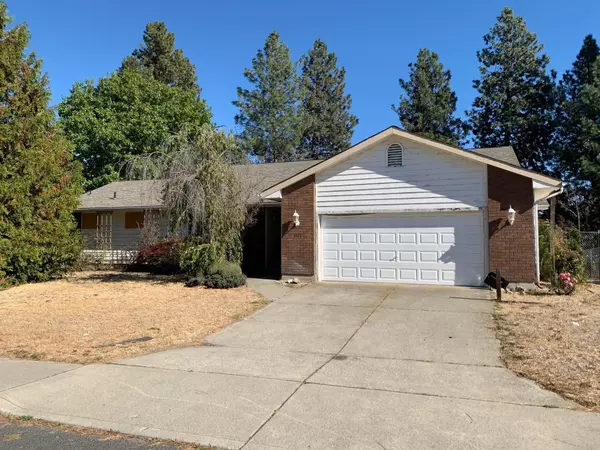 8122 N Colton St, Spokane, WA 99208