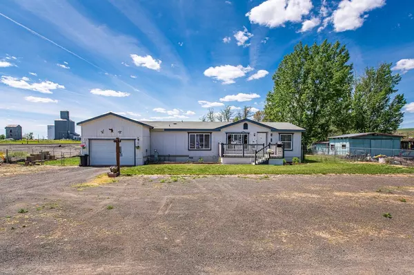 Sprague, WA 99032,209 N F St