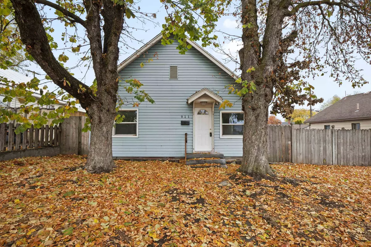 Spokane, WA 99207,911 E Rockwell Ave