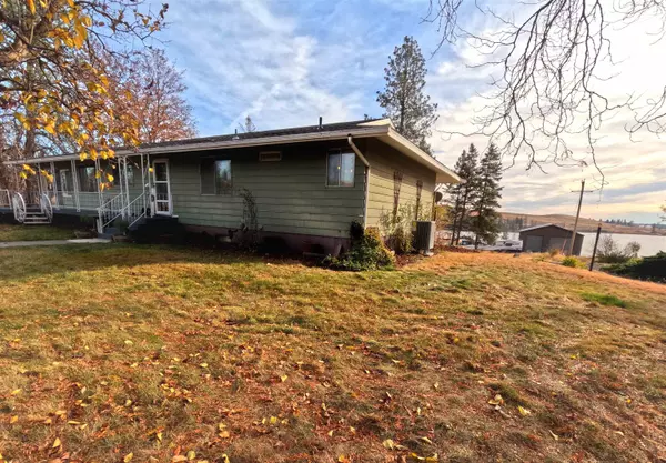 Medical Lake, WA 99022,15510 W Silver Lake Rd