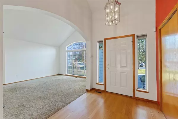 Nine Mile Falls, WA 99026,10117 N Parkside Dr