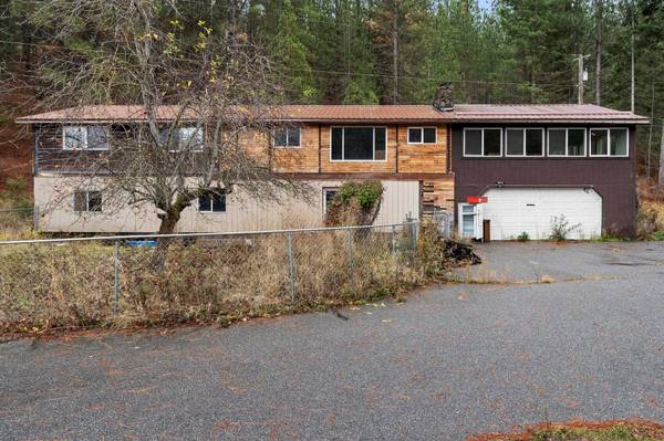 20632 E Saltese Lake Rd, Greenacres, WA 99016