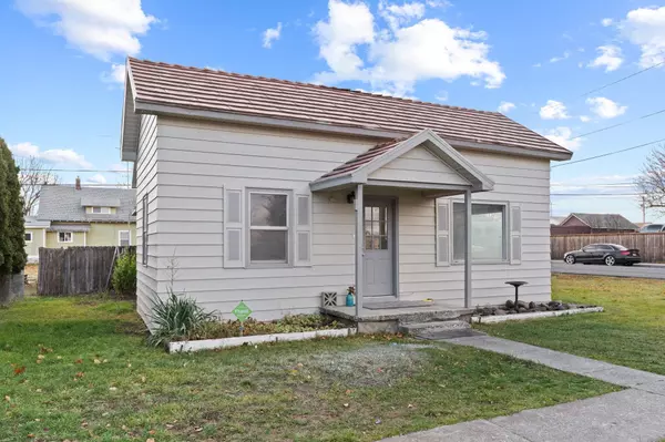 Sprague, WA 99032,319 W 4th St