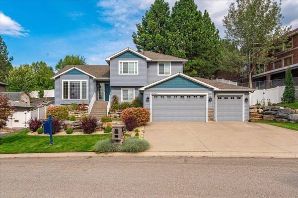 18521 E Hermosa Cir, Otis Orchards, WA 99027